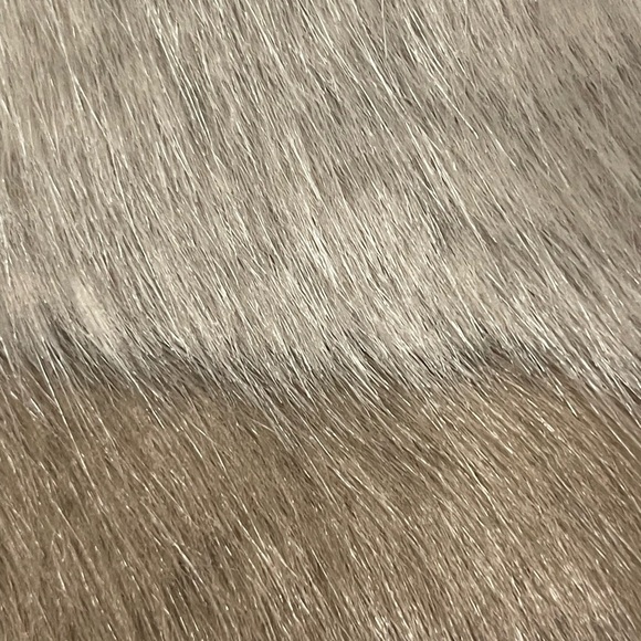 Mayoral Girl Faux Fur Girl’s Vest Sz T5 - Picture 5 of 10